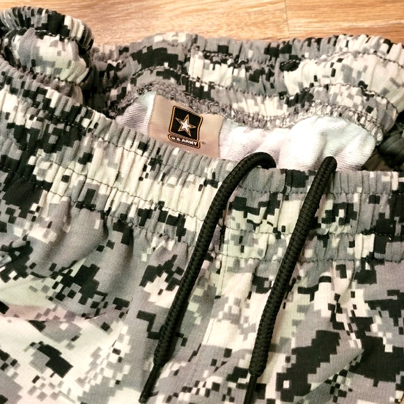 U.S. Army Shorts Camo Drawstring French Terry-Pockets - Picture 6 of 6